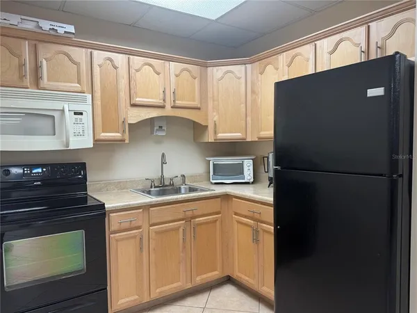 $370,000 | 1415 Ocean Shore Boulevard, Unit 511, Ormond Beach, FL 32176