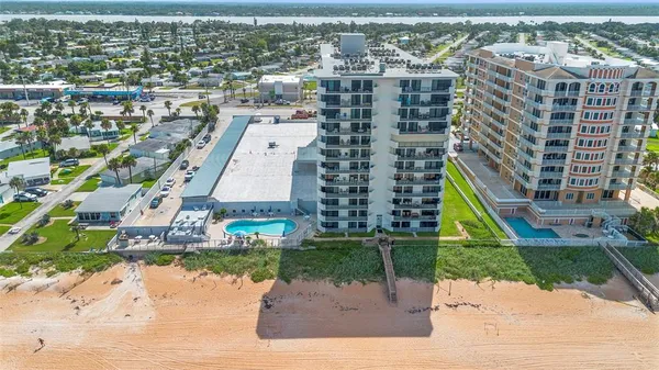 $370,000 | 1415 Ocean Shore Boulevard, Unit 511, Ormond Beach, FL 32176