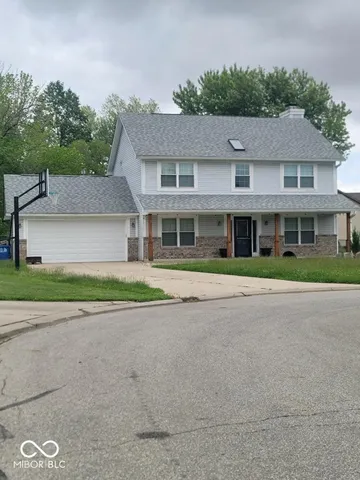 $299,000 | 922 Eagle Brook Drive, Shelbyville, IN 46176