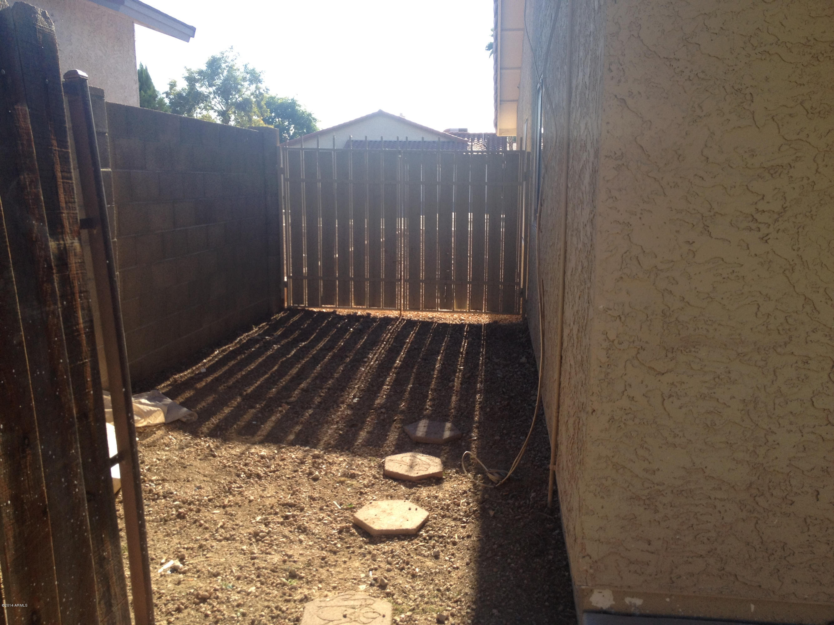 2106 East Redfield Road Phoenix, AZ 85022 - Photo 21 of 34 RV GATE & RV PARKING