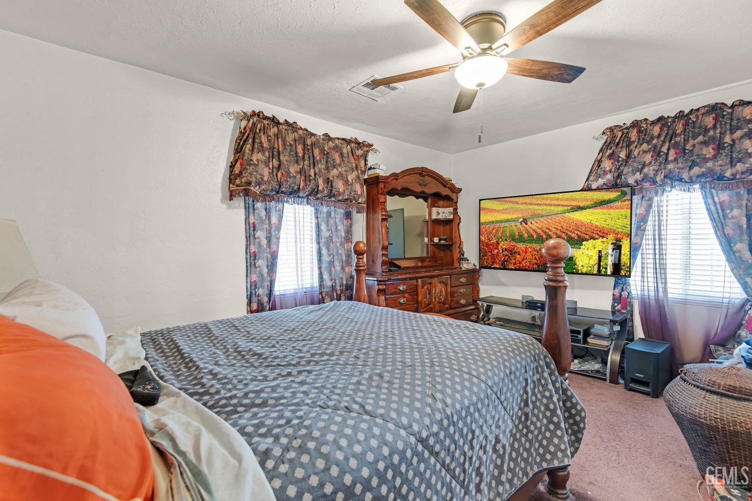 Undisclosed Address Bakersfield, CA 93307 - Photo 28 of 32