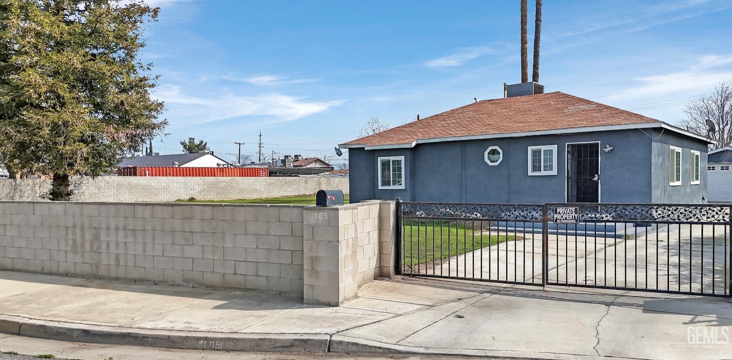 Undisclosed Address Bakersfield, CA 93307 - Photo 31 of 32