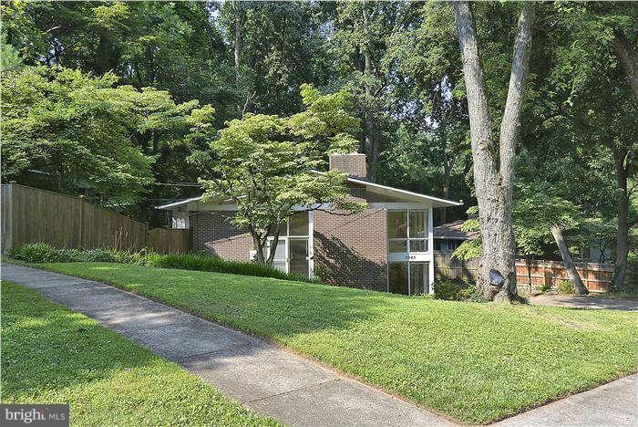 3945 Rickover Road Silver Spring, MD 20902 - Photo 28 of 30 Exterior Front