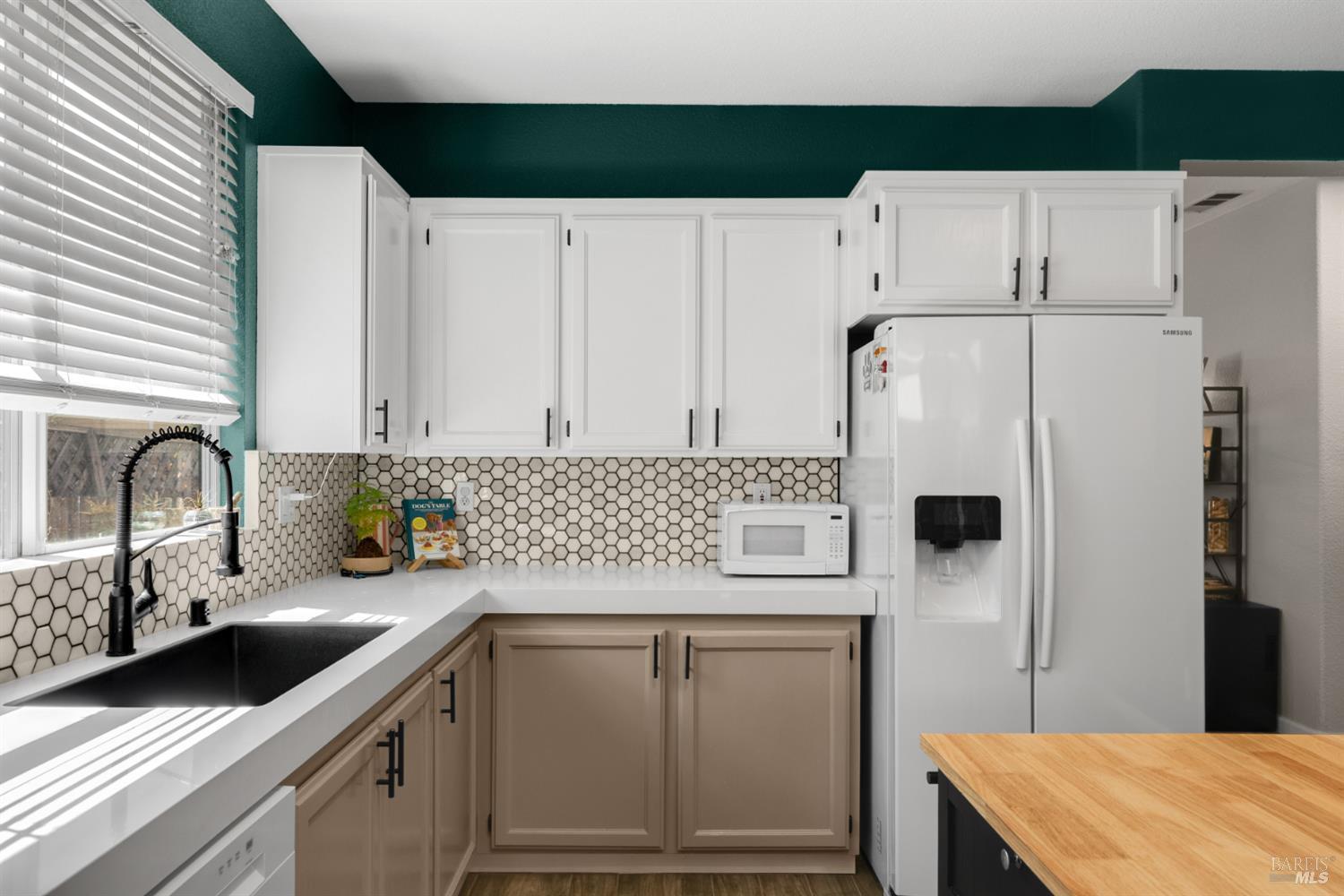 2452 Jadeite Way Santa Rosa, CA 95404 - Photo 14 of 40 Gallery Image 14
