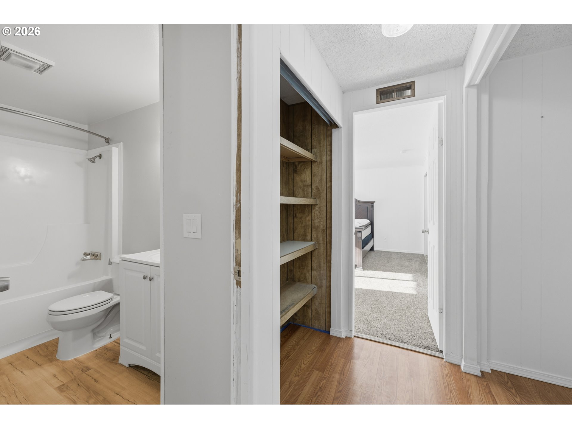 15864 Green Forest Road La Pine, OR 97739 - Photo 2 of 47