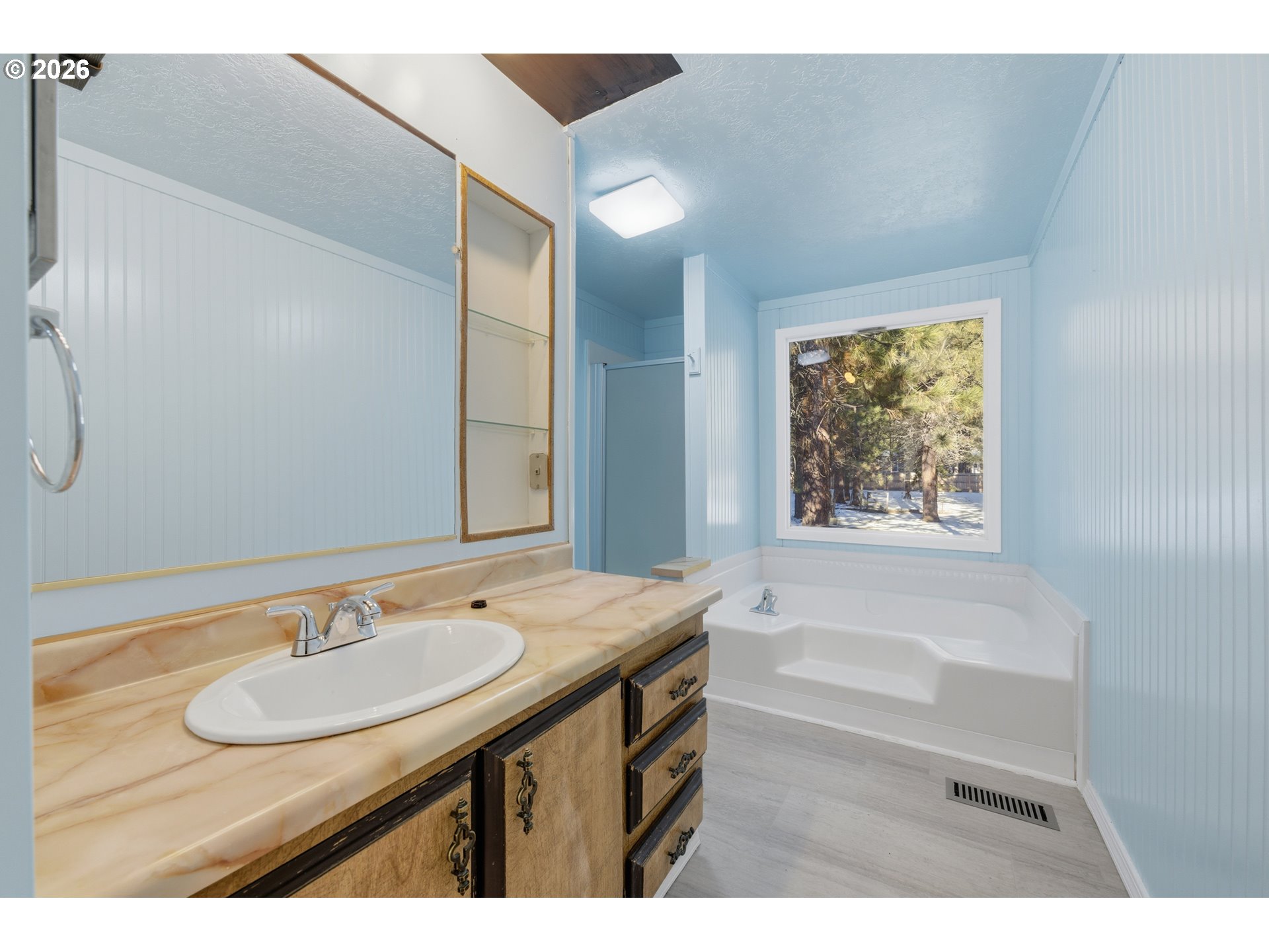 15864 Green Forest Road La Pine, OR 97739 - Photo 7 of 47