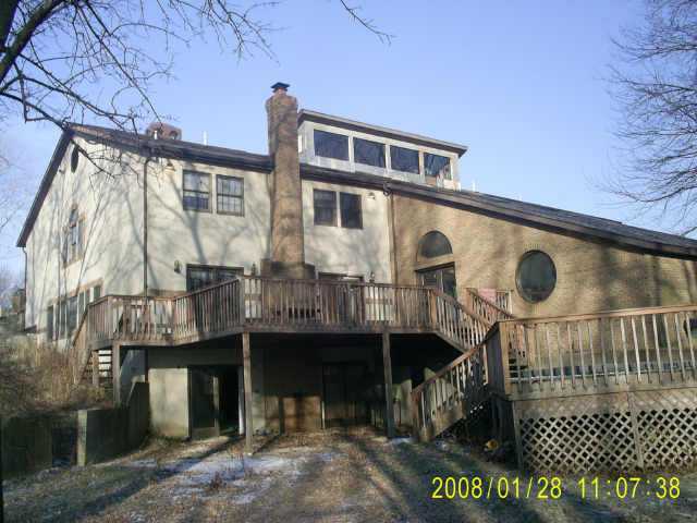 2982 Courtright Road Columbus, OH 43232 - Photo 3 of 5 Gallery Image 3