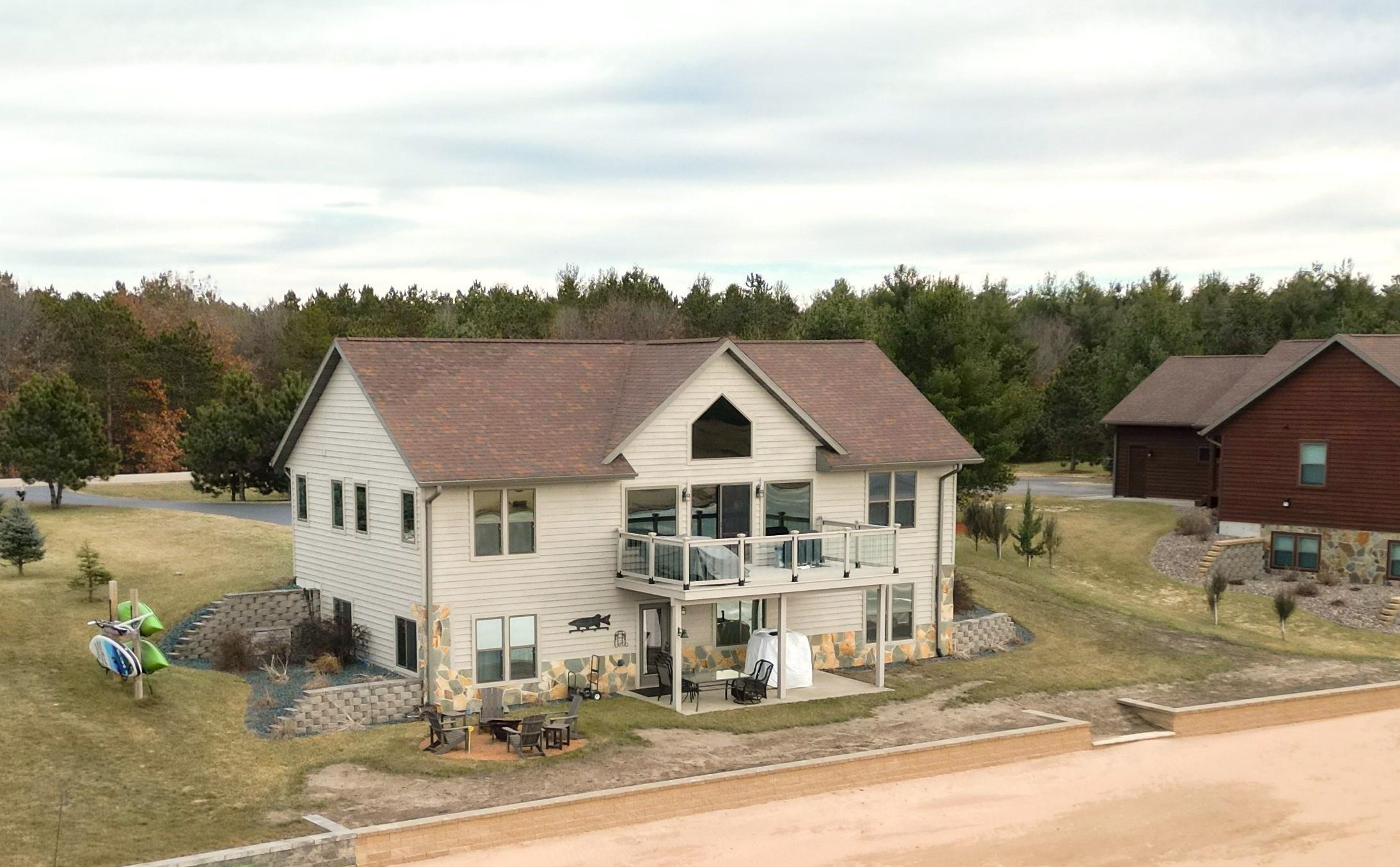 N7571 South Stone Gate Dr