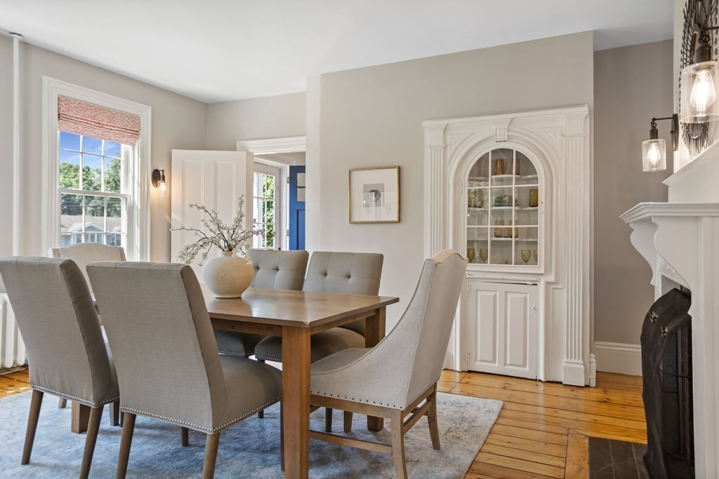 215 Virginia Road Concord, MA 01742 - Photo 15 of 41 Gallery Image 15