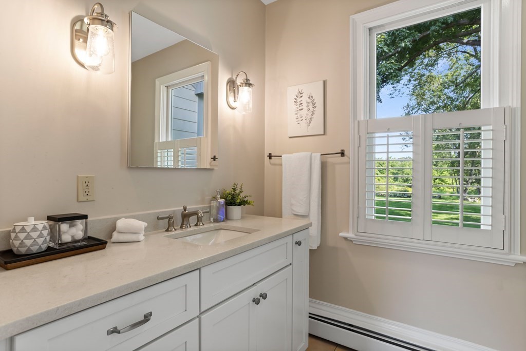 215 Virginia Road Concord, MA 01742 - Photo 19 of 41 Gallery Image 19
