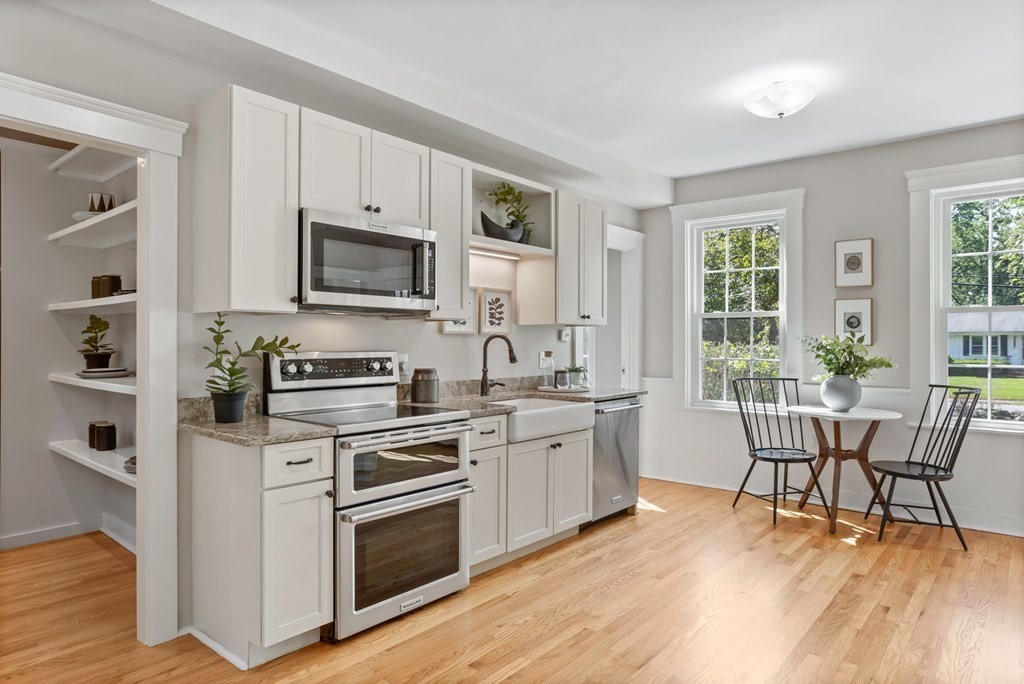215 Virginia Road Concord, MA 01742 - Photo 4 of 41 Gallery Image 4