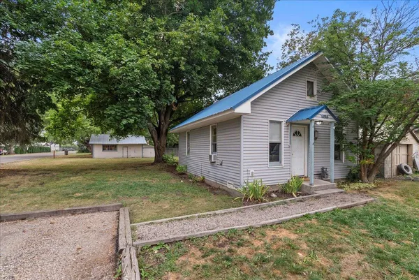 $179,000 | 208 South Victoria Street, Chewelah, WA 99109