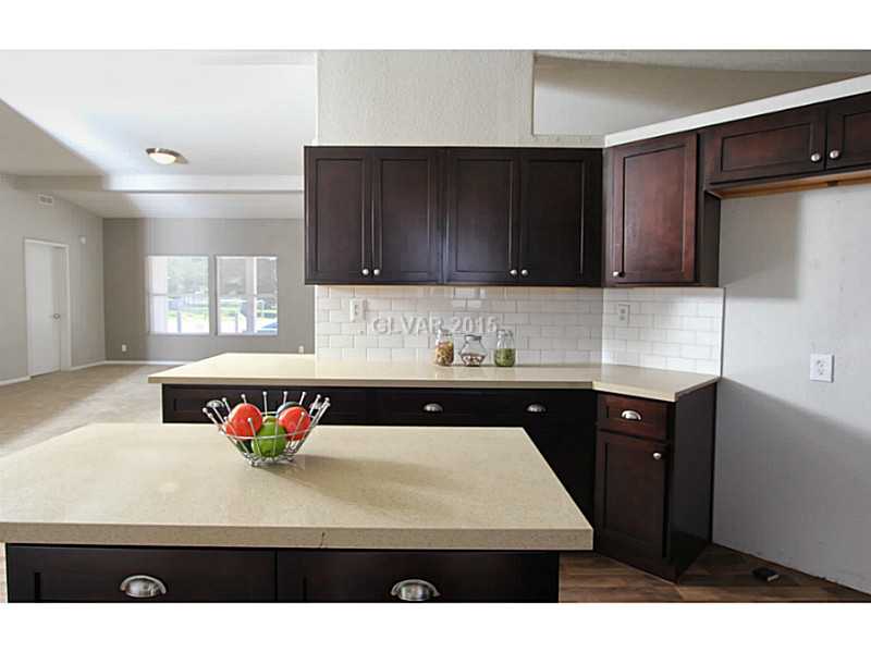 80 Jarvis Road Pahrump, NV 89060 - Photo 16 of 34 Kitchen.