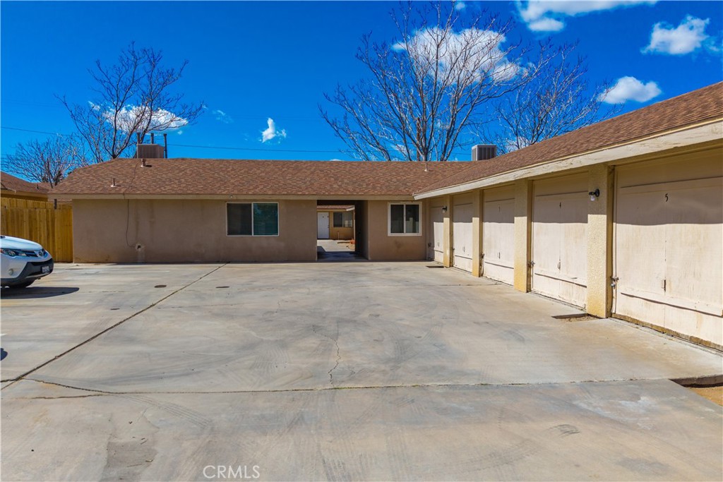 7428 Cherokee Trail Yucca Valley, CA 92284 - Photo 11 of 24