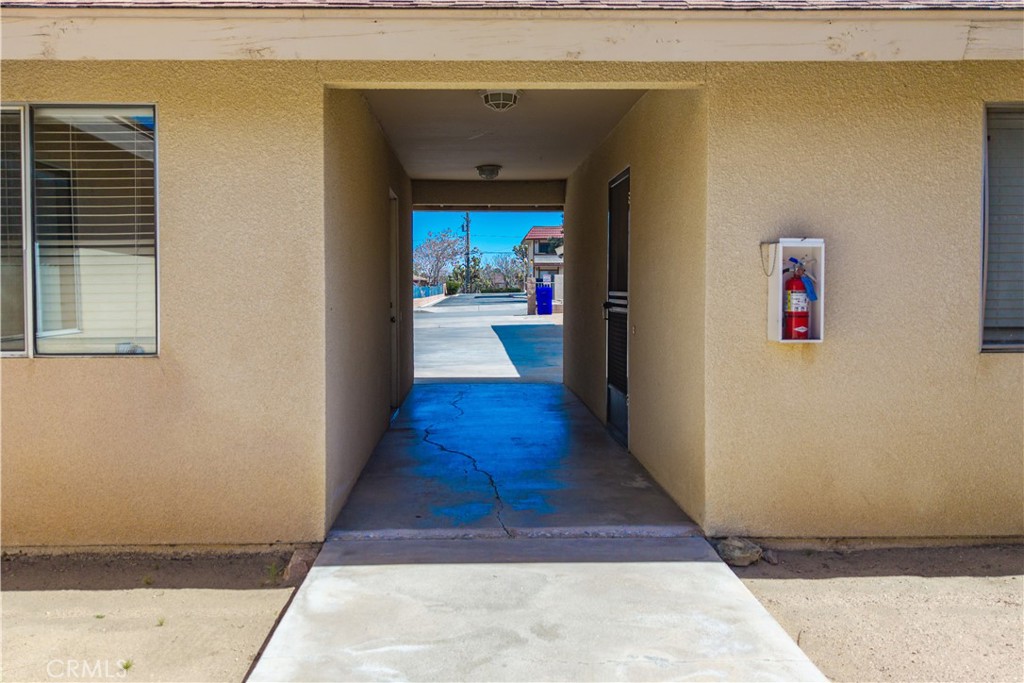 7428 Cherokee Trail Yucca Valley, CA 92284 - Photo 21 of 24