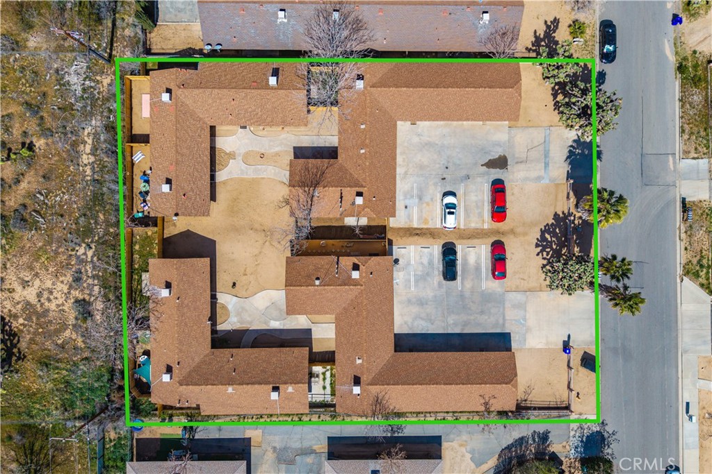 7428 Cherokee Trail Yucca Valley, CA 92284 - Photo 7 of 24