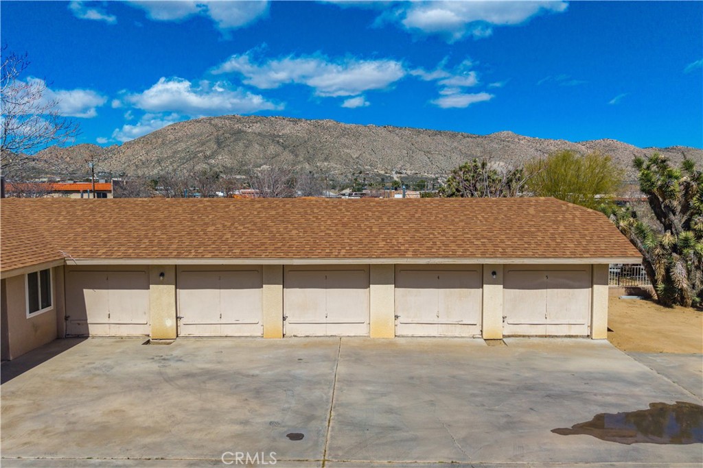 7428 Cherokee Trail Yucca Valley, CA 92284 - Photo 8 of 24