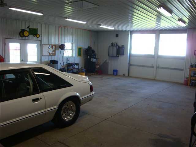 10552 York Road Southwest Pataskala, OH 43062 - Photo 14 of 19 Gallery Image 14