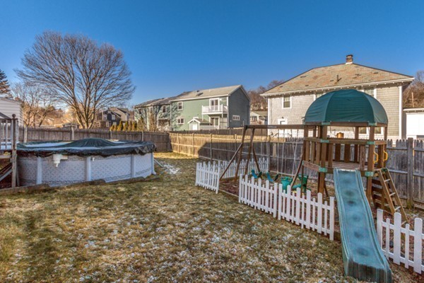 64 Moffatt Road Salem, MA 01970 - Photo 17 of 18 Gallery Image 17