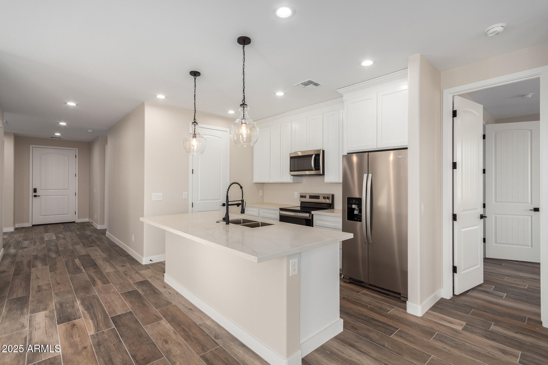 23437 East Cactus Forest Road Florence, AZ 85132 - Photo 13 of 46 Kitchen