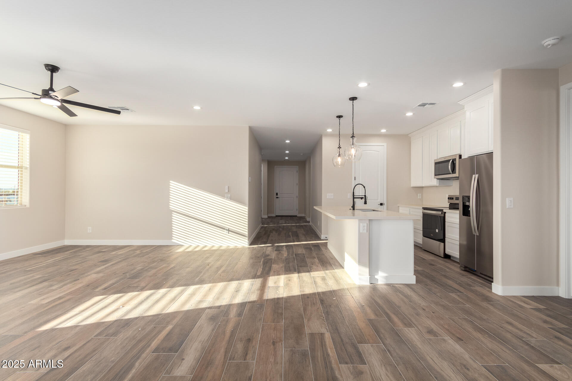 23437 East Cactus Forest Road Florence, AZ 85132 - Photo 17 of 46 Kitchen/Family