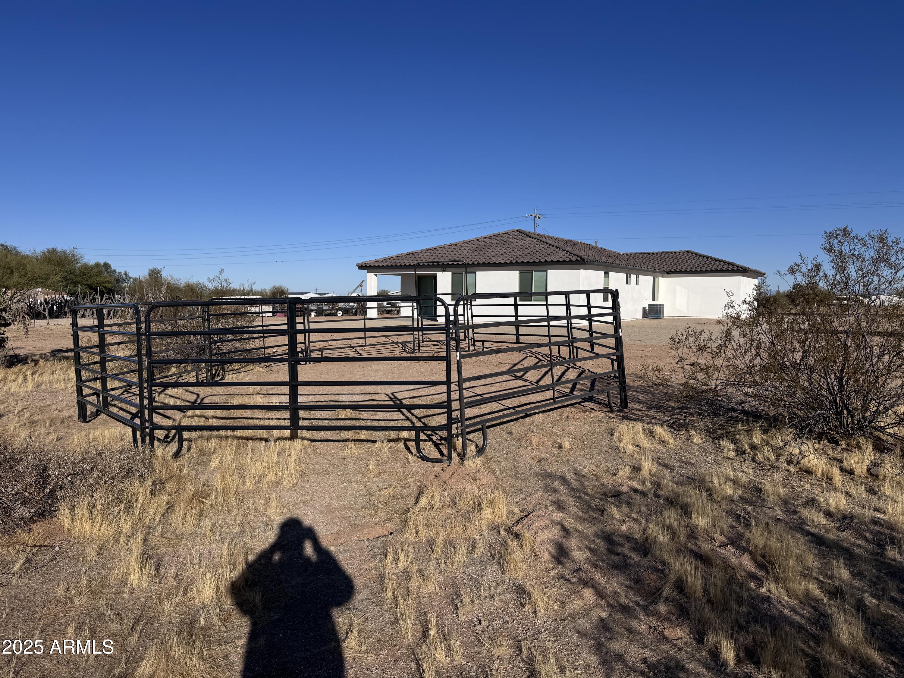 23437 East Cactus Forest Road Florence, AZ 85132 - Photo 44 of 46 Horse Pen