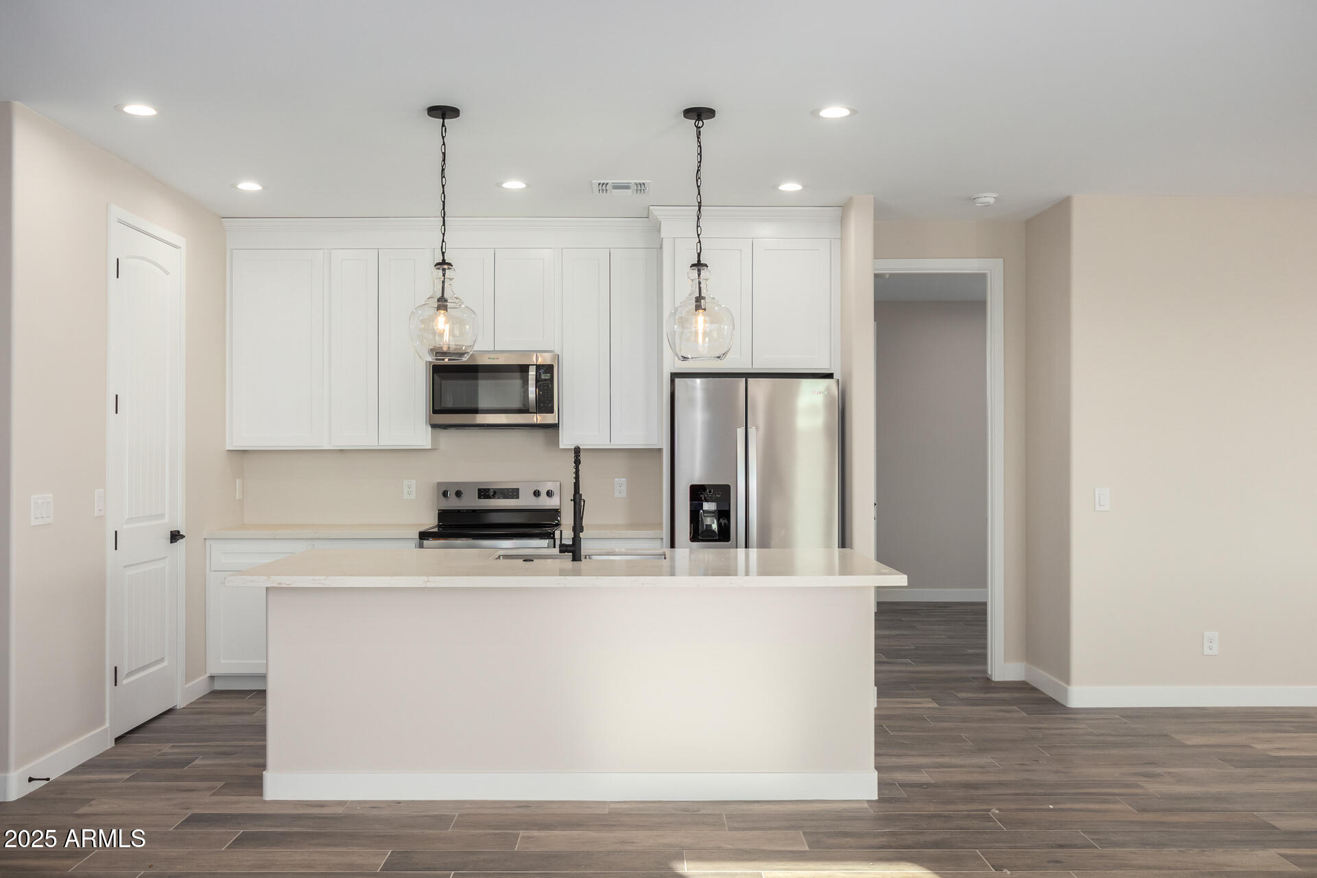 23437 East Cactus Forest Road Florence, AZ 85132 - Photo 8 of 46 Kitchen