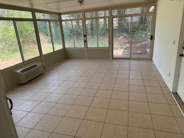 539 Faulkner Street Cleveland, GA 30528 - Photo 25 of 25 a view of an empty room with a window