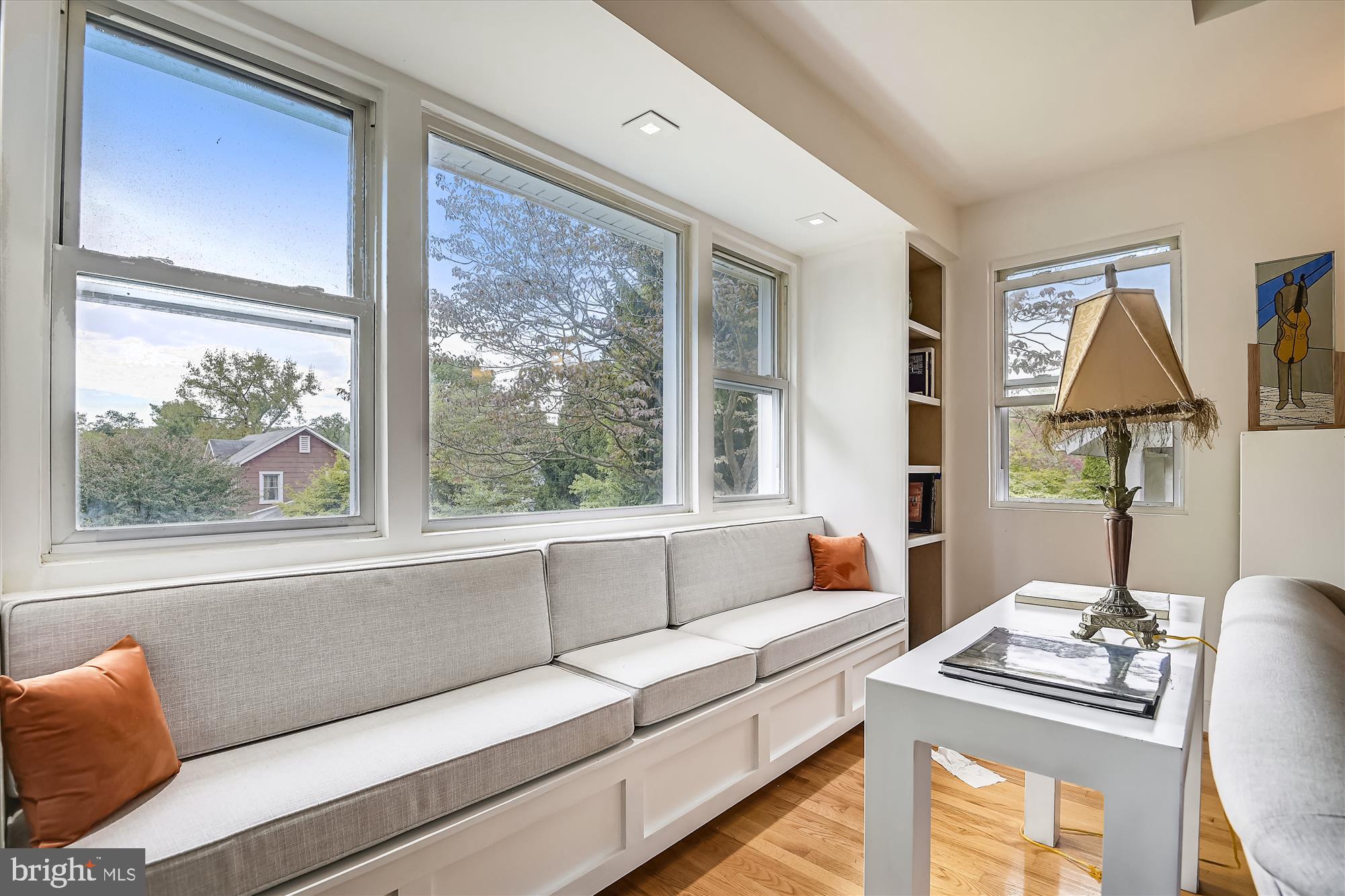 1306 Asbury Road Baltimore, MD 21209 - Photo 12 of 30 Lots of light