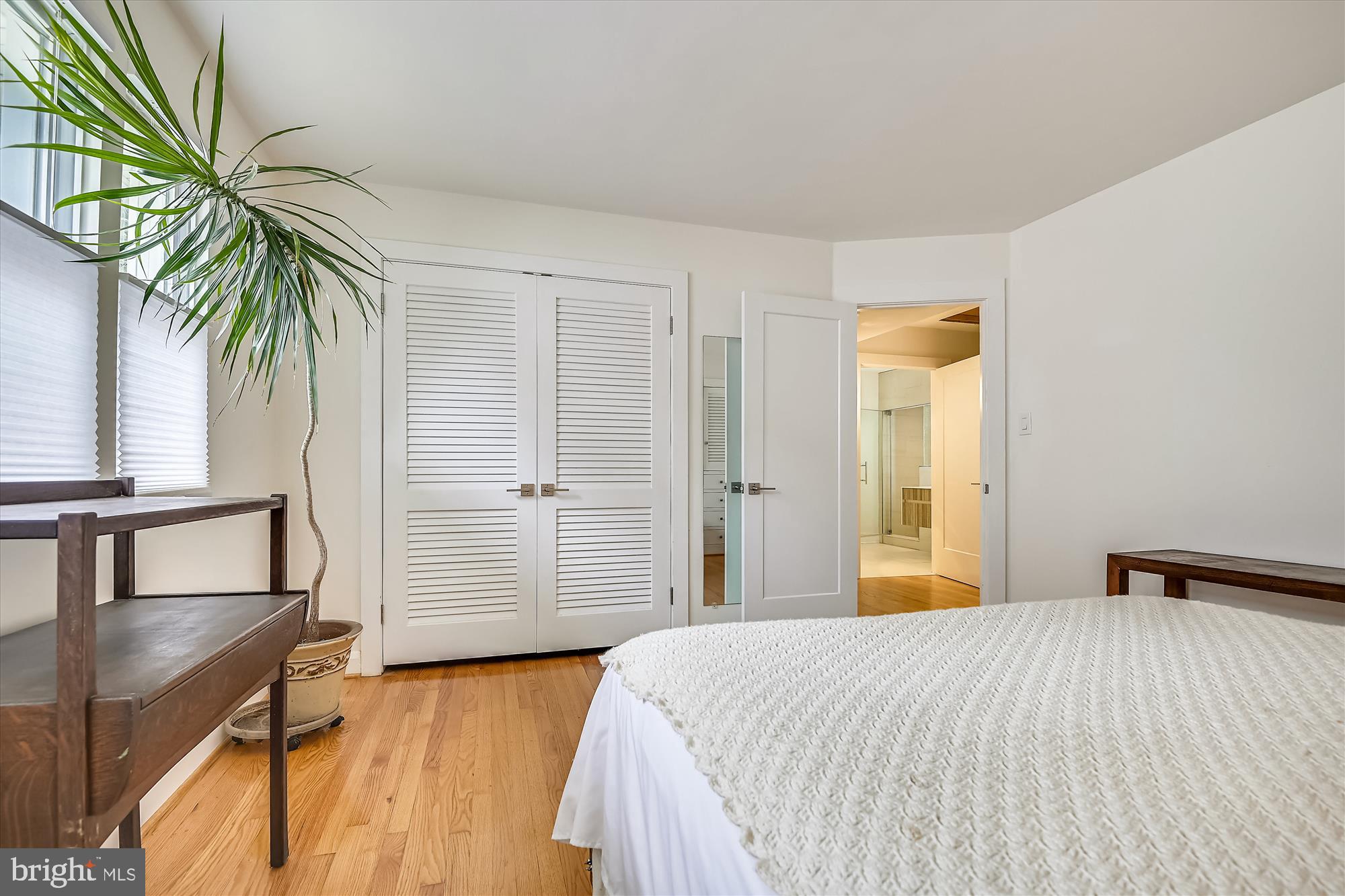 1306 Asbury Road Baltimore, MD 21209 - Photo 24 of 30 Bedroom 1
