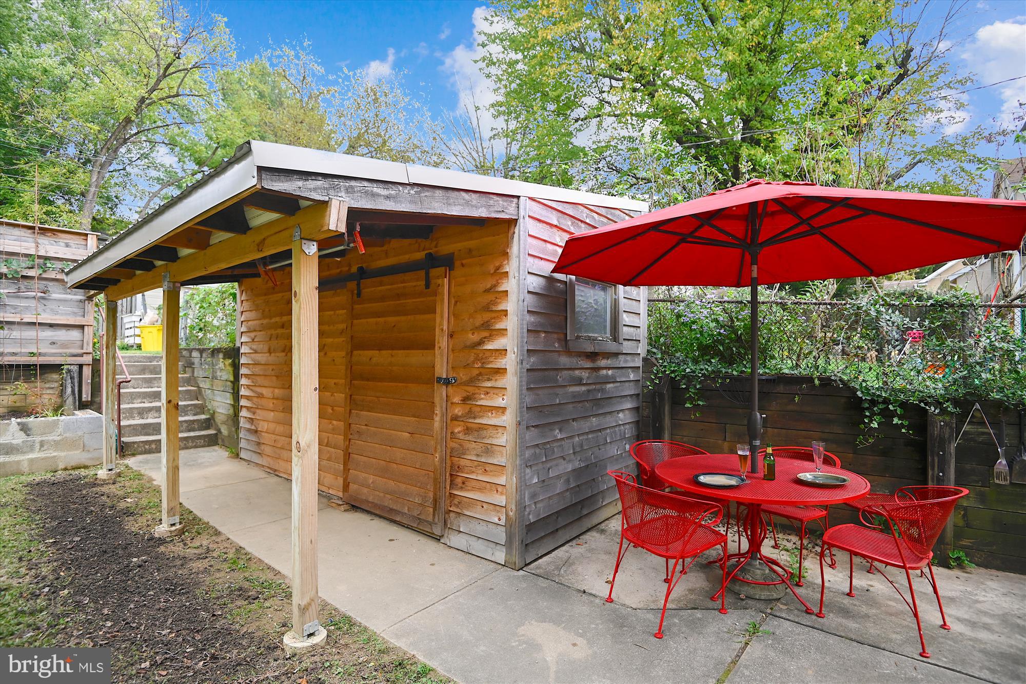 1306 Asbury Road Baltimore, MD 21209 - Photo 5 of 30 Cedar Shed