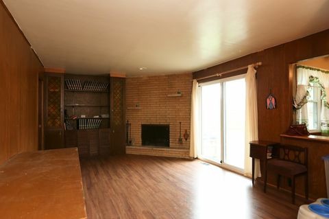 18536 Bock Road Lansing, IL 60438 - Photo 6 of 9