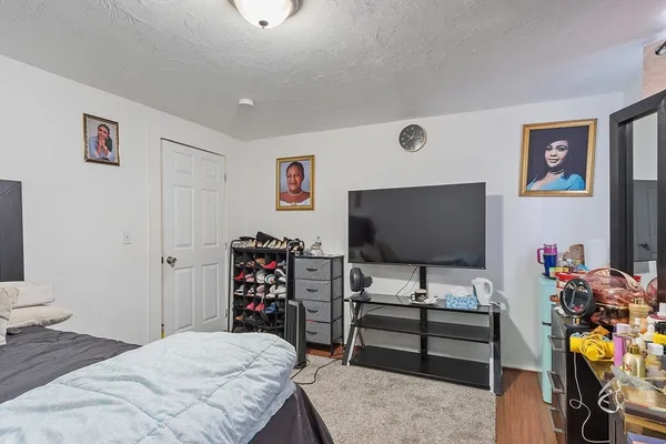$1,025,000 | 40 Aetna Street, Worcester, MA 01604
