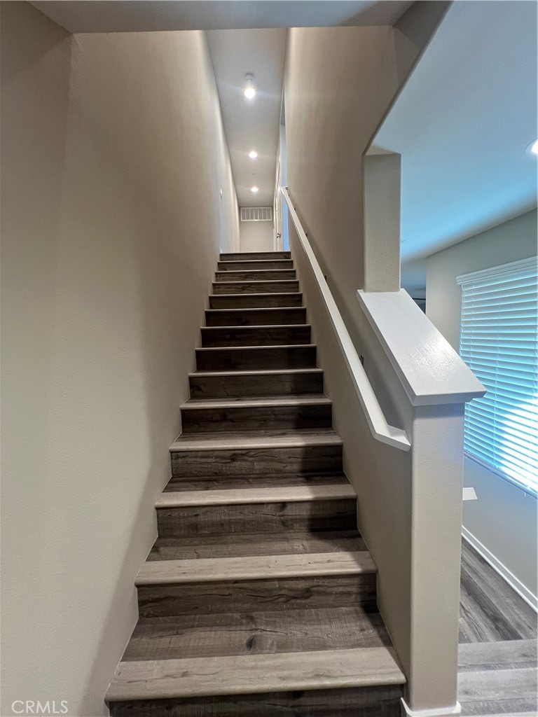 177 Magnet Irvine, CA 92618 - Photo 23 of 37 a view of entryway