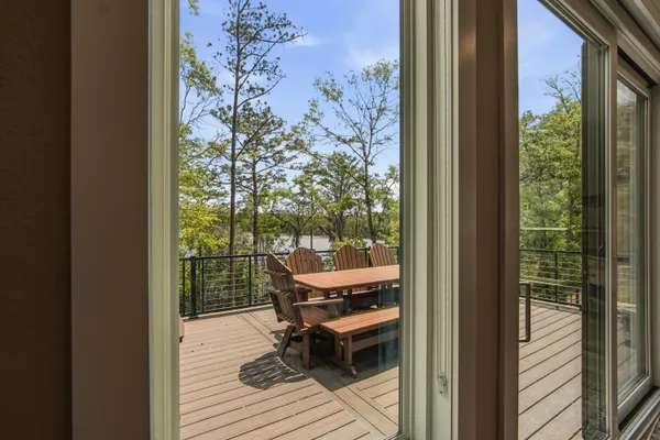 $799,900 | 182 Blue Pond Circle, Ponce de Leon, FL 32455
