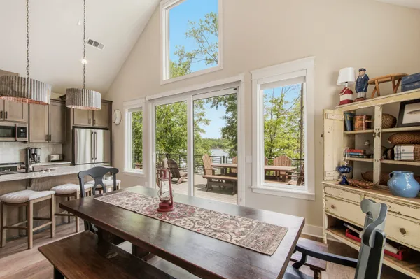 $799,900 | 182 Blue Pond Circle, Ponce de Leon, FL 32455