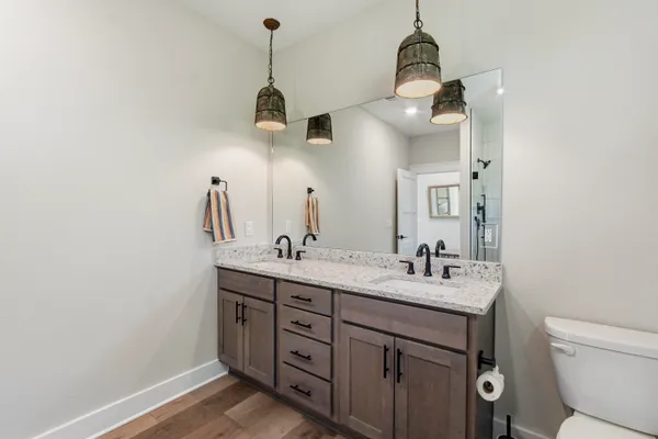 $799,900 | 182 Blue Pond Circle, Ponce de Leon, FL 32455