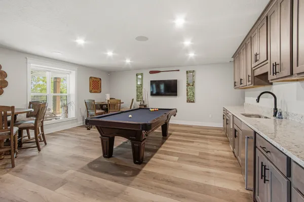 $799,900 | 182 Blue Pond Circle, Ponce de Leon, FL 32455