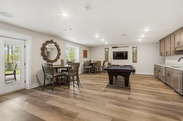 $799,900 | 182 Blue Pond Circle, Ponce de Leon, FL 32455