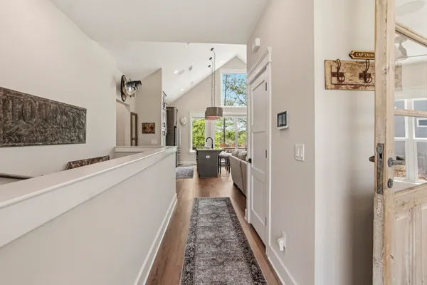 $799,900 | 182 Blue Pond Circle, Ponce de Leon, FL 32455