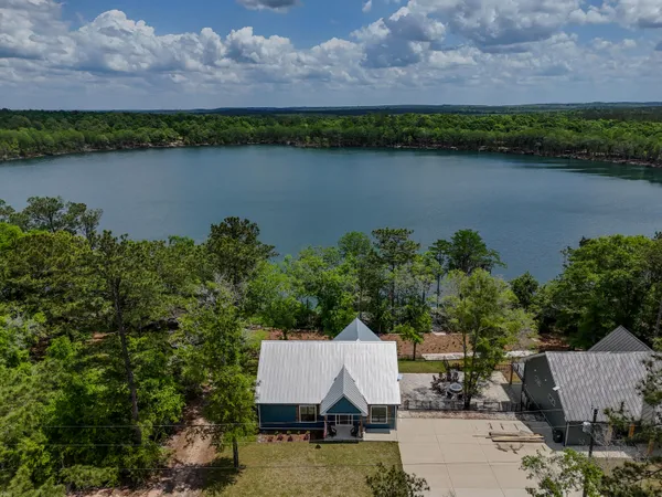 $799,900 | 182 Blue Pond Circle, Ponce de Leon, FL 32455