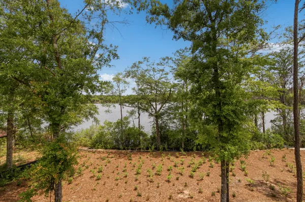 $799,900 | 182 Blue Pond Circle, Ponce de Leon, FL 32455