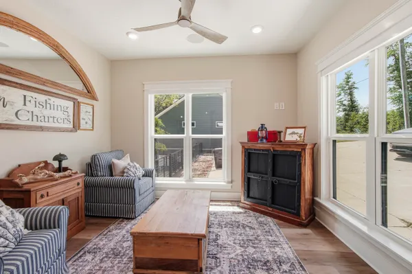 $799,900 | 182 Blue Pond Circle, Ponce de Leon, FL 32455