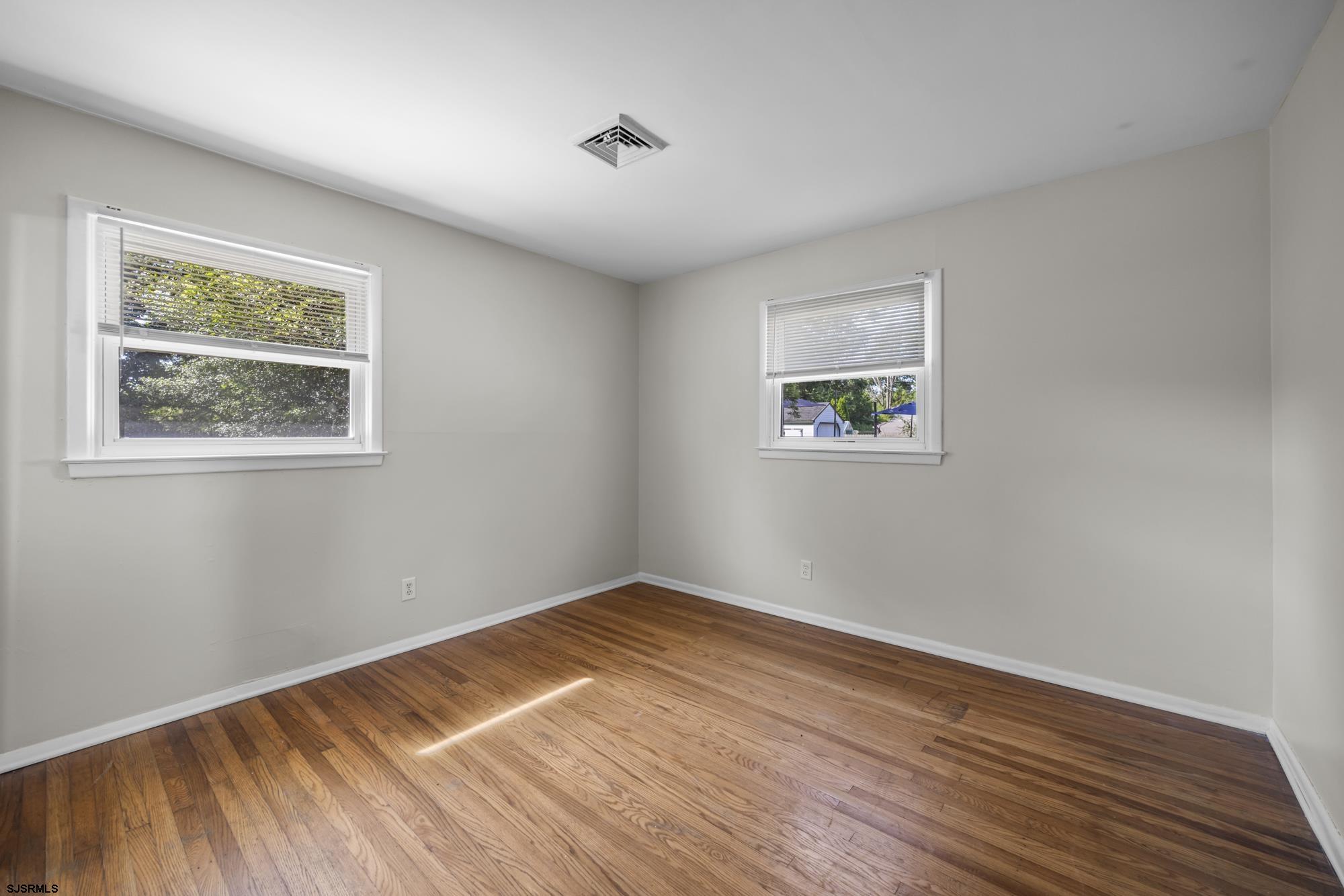 121 Osborne Road Somers Point, NJ 08244 - Photo 18 of 28