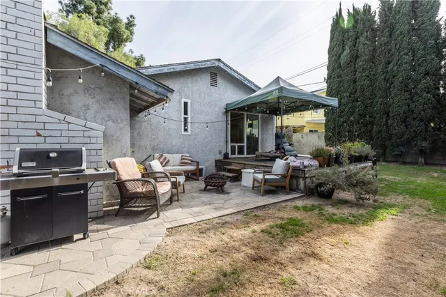 $1,100,000 | 910 East Glendale Avenue, Orange, CA 92865