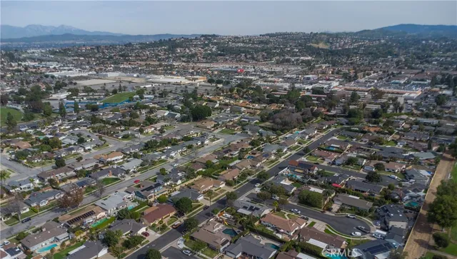 $1,100,000 | 910 East Glendale Avenue, Orange, CA 92865