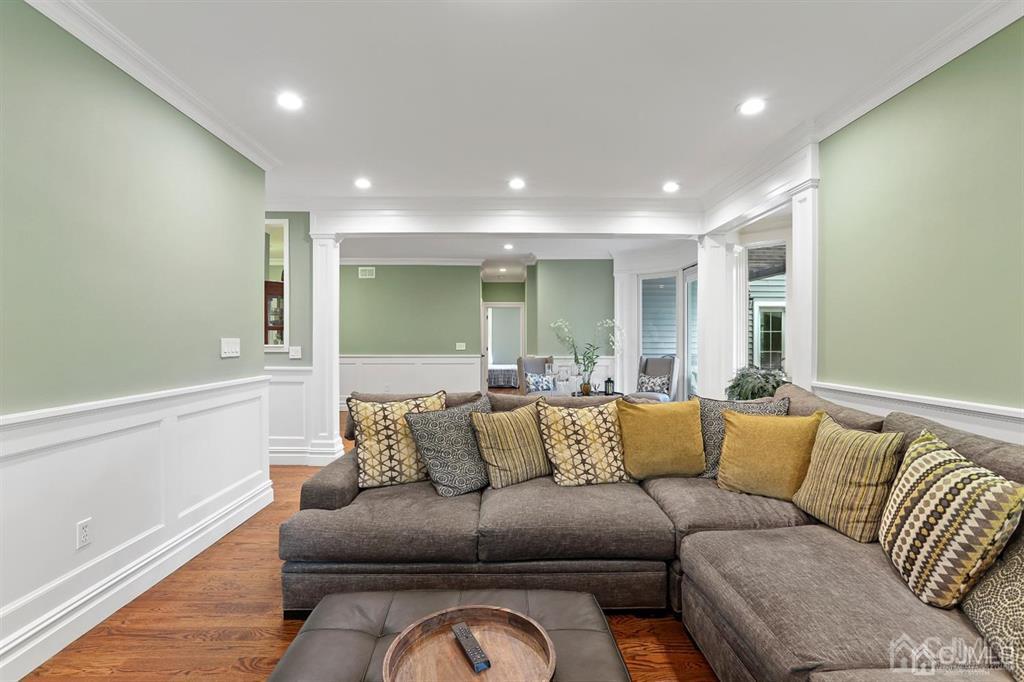 32 Greenview Road Monmouth Junction, NJ 08852 - Photo 11 of 45 Gallery Image 11
