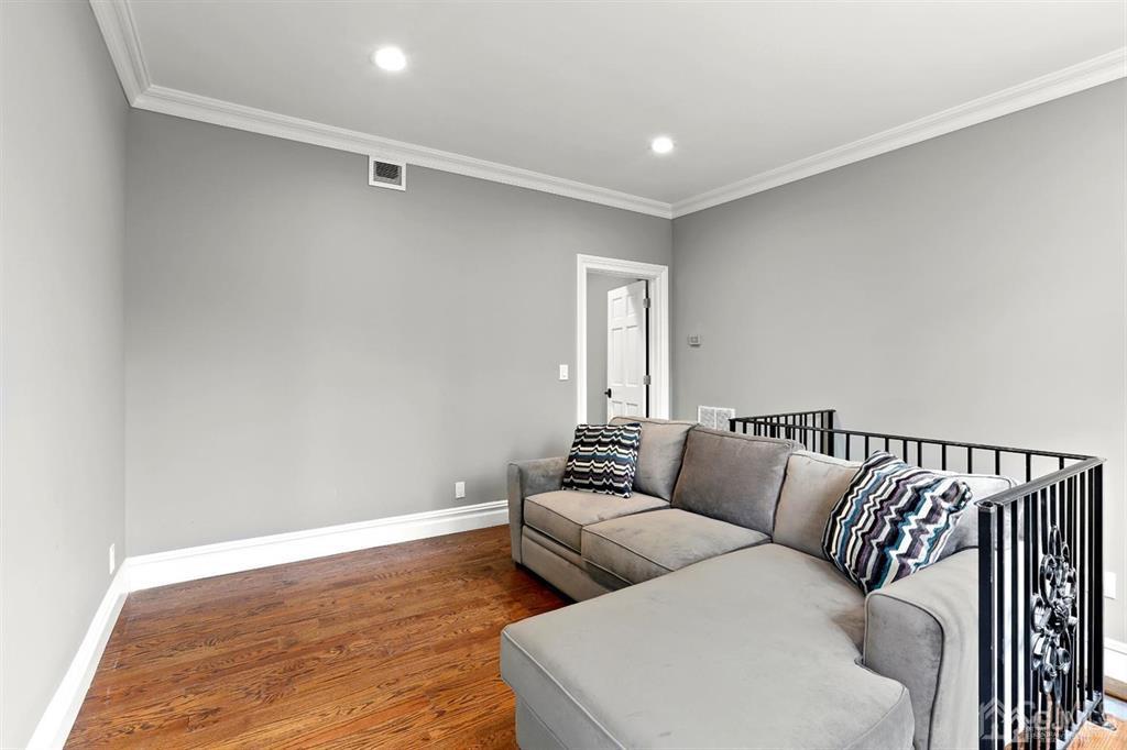 32 Greenview Road Monmouth Junction, NJ 08852 - Photo 36 of 45 Gallery Image 36