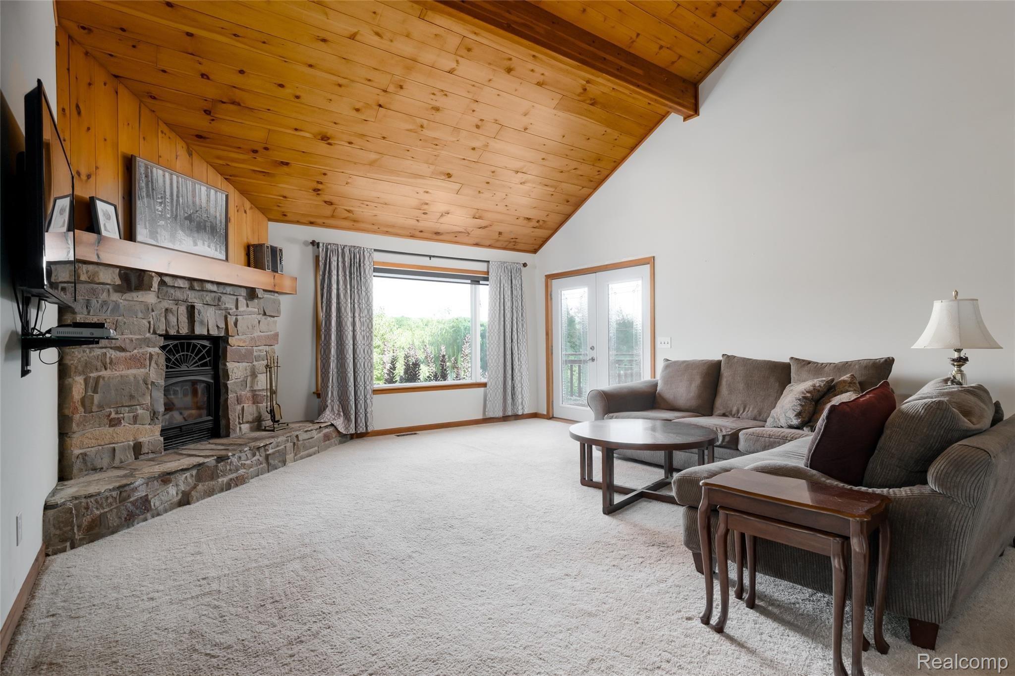 750 West Leonard Road Leonard, MI 48367 - Photo 3 of 36 4.jpg