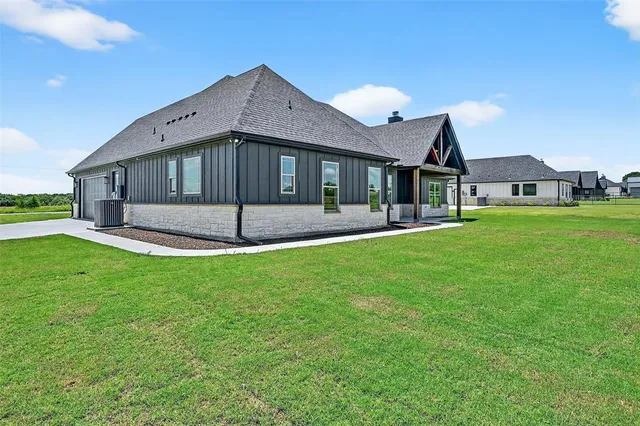 $589,900 | 421 Schneider Road, Sherman, TX 75090